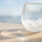 デスクの上の小さな海。ストームグラスで『天気』と暮らすということ