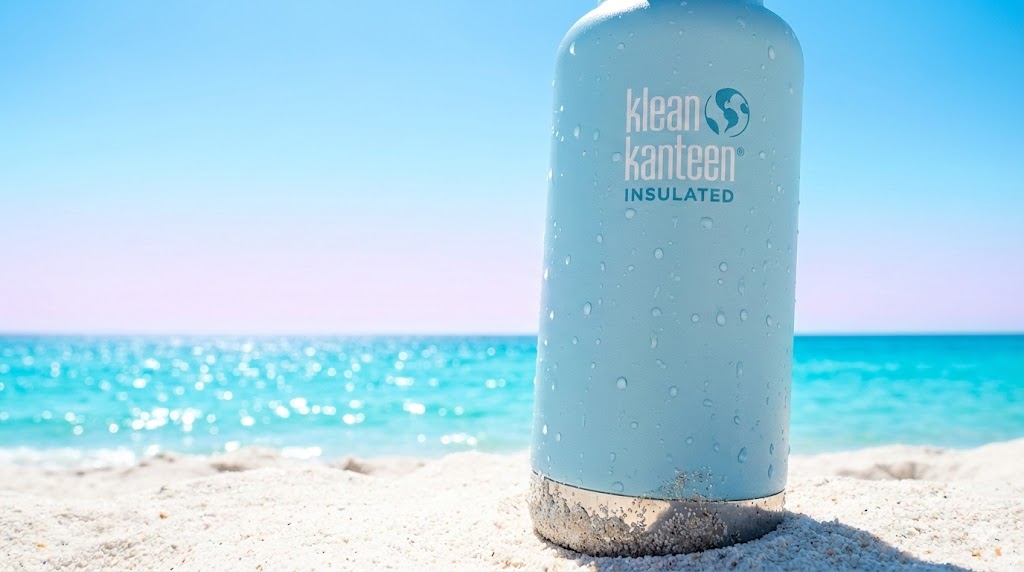 太陽の下、キンキンの水を飲むという贅沢。Klean Kanteenの流儀