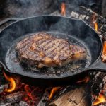 スキットルと肉