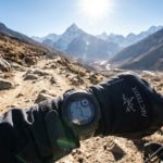 感覚を疑え、データを信じろ。Garmin Instinct 2 Solar は「生還」への羅針盤